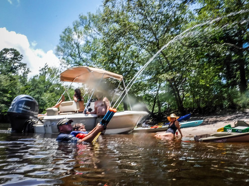 Edisto River Rope Swing and Beer Commercial Float-100