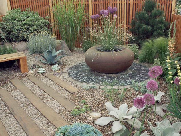 15 Do it Yourself Garden Ideas You Need to See to Believe