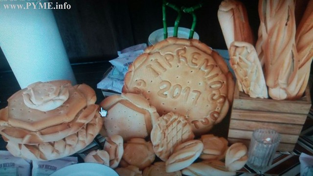 Bodegón de pan preparado para la ceremonia de los Premios Gastroactitud realizada por la Panadería Arapiles.
