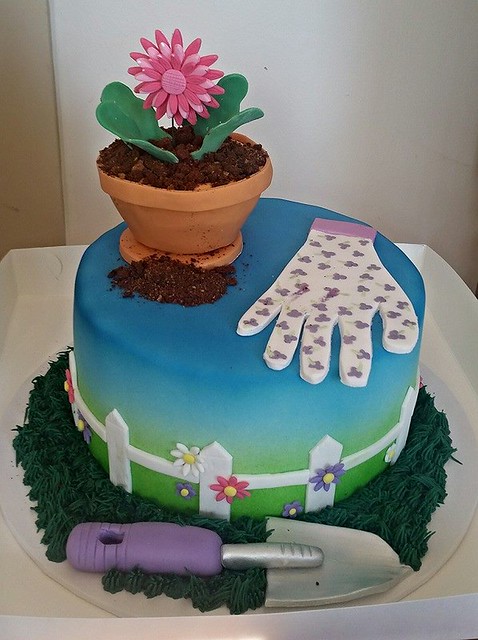 Gardening Themed Cake from Cakes by Emma J