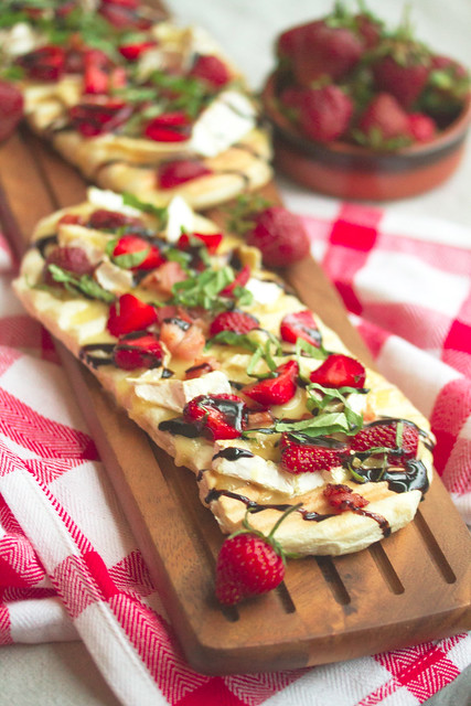 Grilled Berry Camembert Flatbread