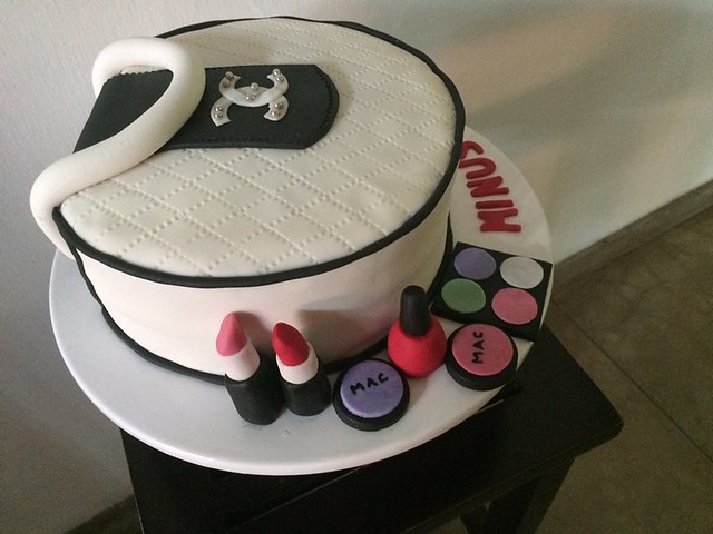 Chanel Inspired Cake by Thilini F. Gunasekara