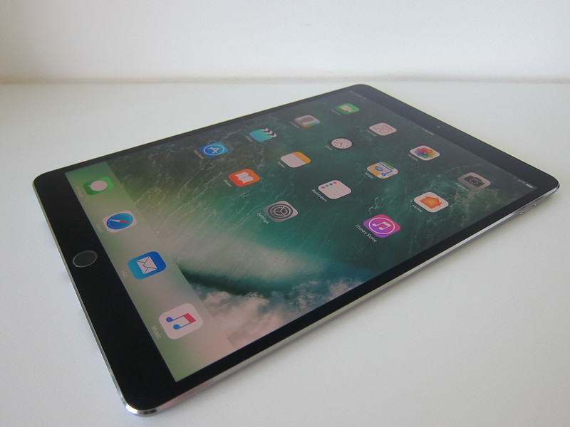 Apple iPad Pro 10.5 Inch (Space Grey 256GB) (Wi-Fi + Cellular)