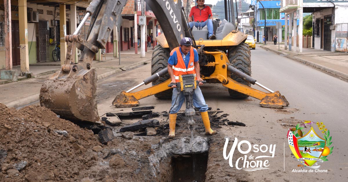 Aguas del Chuno arregló el daño en calle Bolívar