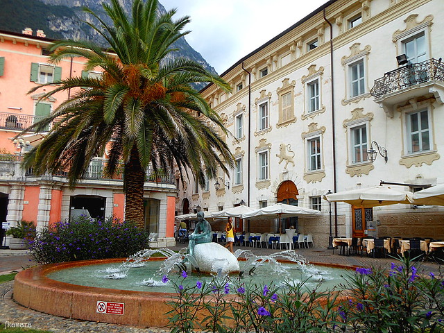 Riva del Garda, fountain