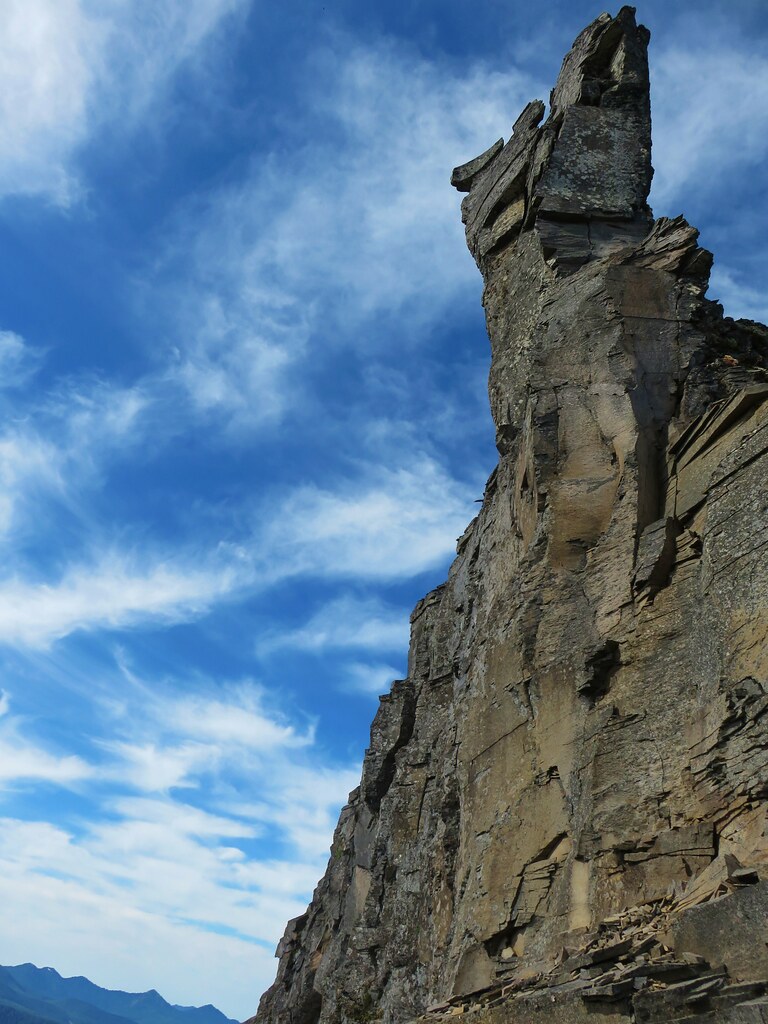 Rock pinnacle along the Scar Mountain Trail