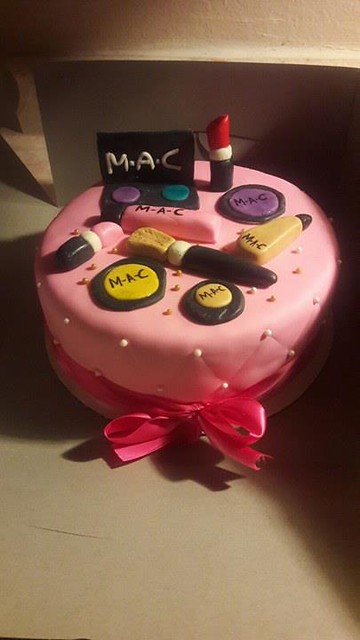 Cake by Mayra Lozano of Adela,s Cakes