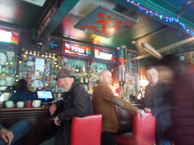 Penultima en Sandinos Bar en Derry (2)