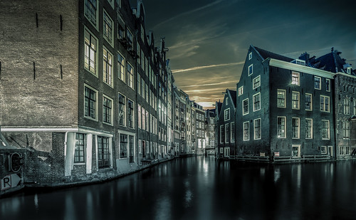 amsterdam canals cityscape nightphotography sunset architecture skyline sint olofsteeg iso 200 16mm 30secs sonyalpha7ii 1635mm f14
