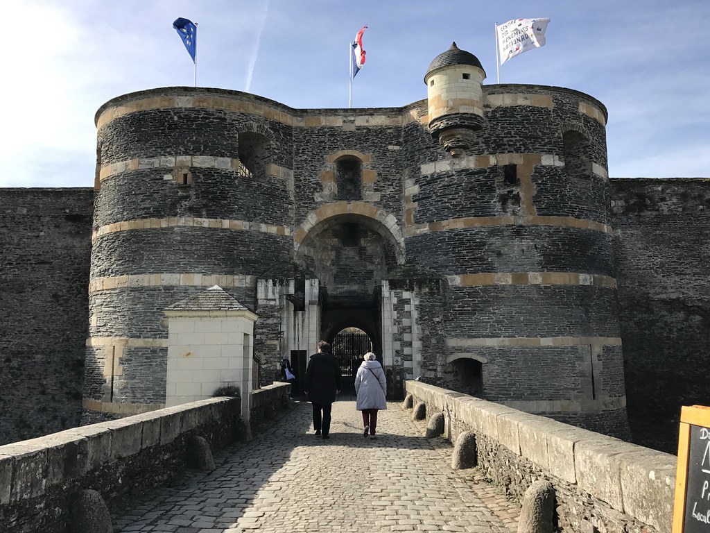 Entrada al castillo