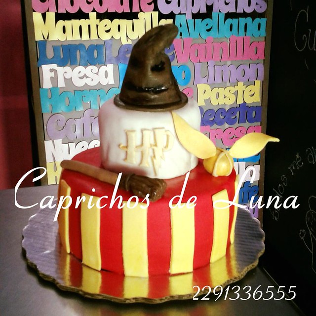 Cake by Caprichos de Luna