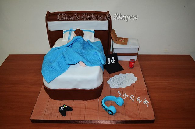 Cake by Gina's Cakes & Shapes