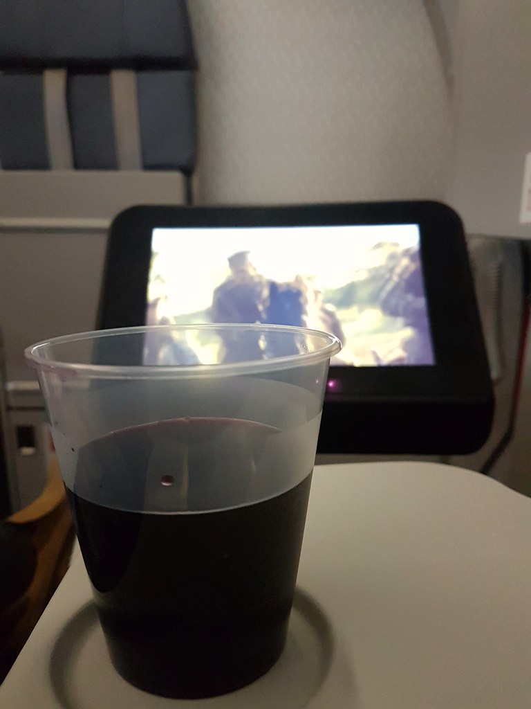 Red Wine @ KL-HK in-flight breakfast