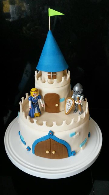 Cake by Novelty Cakes