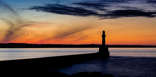 infinity scotland dazza1040 darrenwright aberdeen seascape southbreawater torrybattery pano sunset