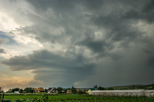 storm stormchaser thunderstorm thunder thunderbolt lightning supercell rain cloud clouds cloudscape romania transylvania erdély rural landscape landscapes sky nature outdoor outdoors weather summer spring countryside dramatic rotating rotate danger dangerous chase stormchase