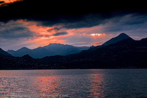 sunset lake como verenna varenna lombardia italy it water sky mountains