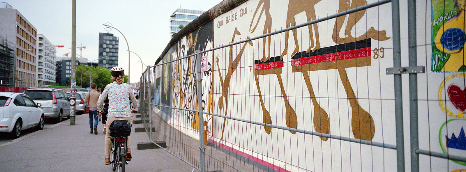 East Side Gallery-- Berliner Mauer
