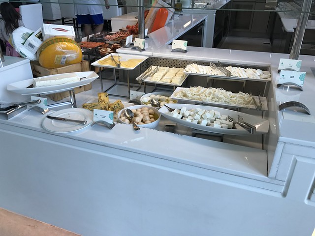 Breakfast at St. Regis Abu Dhabi