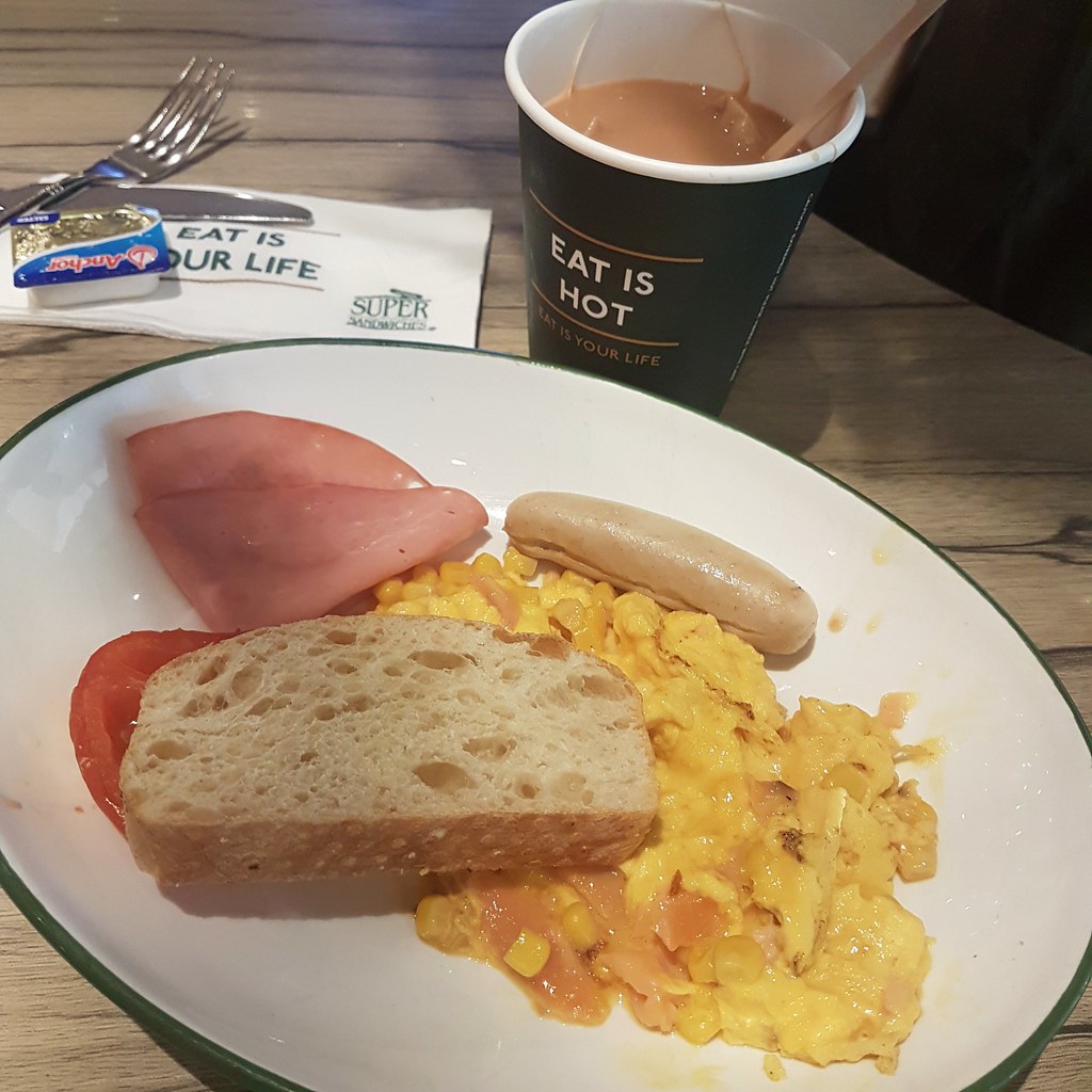 Smoked Salmon Egg Breakfast 煙三文鱼栗米炒 HKD$39 @ Super Sandwich 又一城 Festival Wakllk at Kowloon Tong Station 九龍塘