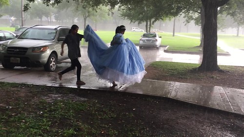 quinceañera dress rain shelter run