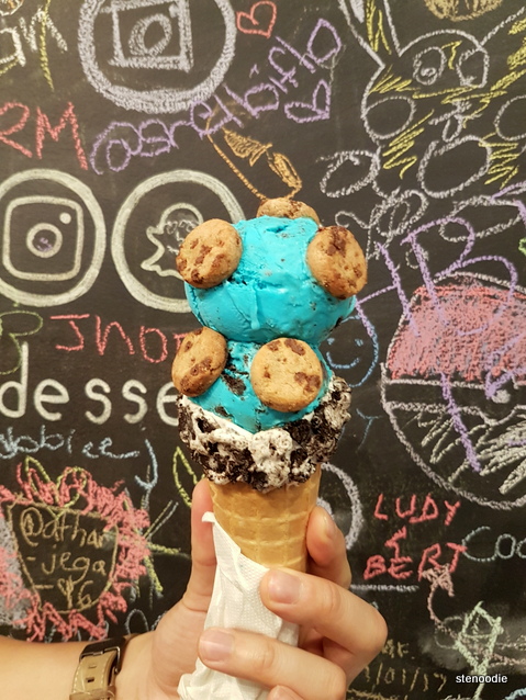 Fugo Cookie Monster ice cream