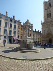 Fountain - Place Saint-Jean, Vieux Lyon - Photo of Poleymieux-au-Mont-d'Or