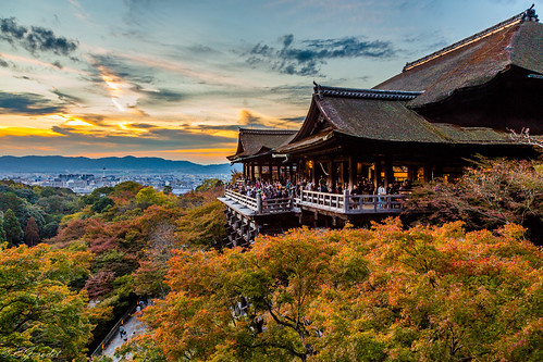 kyoto buddhism asia travel sky city kiyomizu sunset temple japan autumn kyōtoshi kyōtofu япония jp