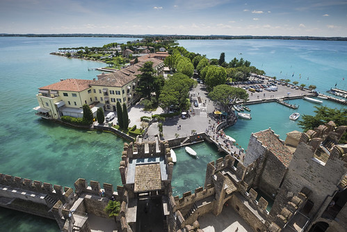 sirmione italy scaliger castle 522017