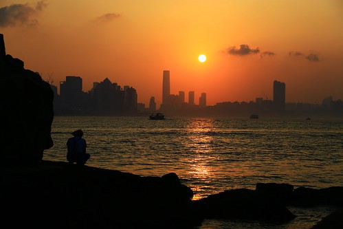color city people water sea orange sun sunset shadow cloud reflection sky beach seashore 2017 hongkong summer canonef24105mmf4lisusm canoneos6d eos6d canon 24105mm favorites50 favorites100
