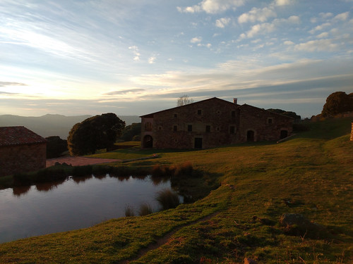 atardecer casadecampo catalonia catalunya clouds lago lake landscape masia montseny nubes paisaje sunset tagamanent