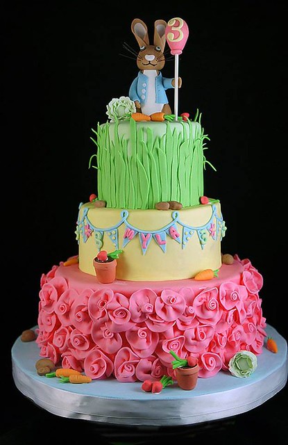 Cake by Birthday Cakes Designs Center Nairobi