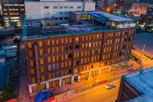 21cmuseumhotels 9thcentral 9thstreet aerial aerialphoto downtown highangleview historicpreservation historicrenovation hotelsavoy kansascity kcmo midwestusa missouri nopeople renovation