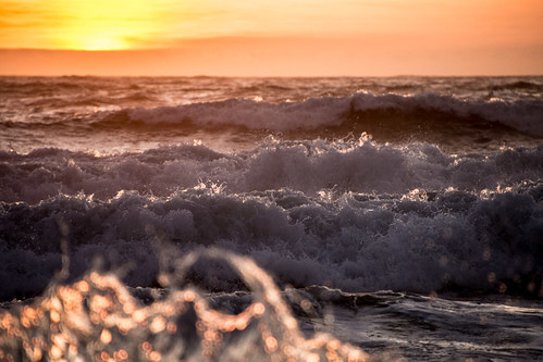 ocean sunset waves tillamook oregon unitedstates us