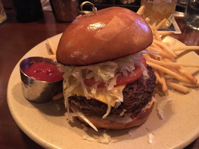 Golden Gate double stack burger - Finn Town