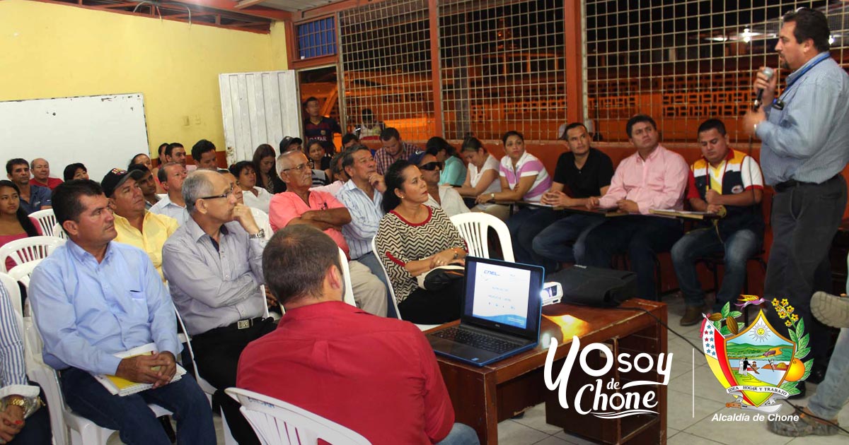 Alcaldía de Chone y CNEL socializaron proyecto de construcción de agencia en la ciudadela González