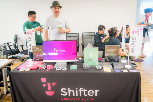 Shifter - DigitalCube ブース