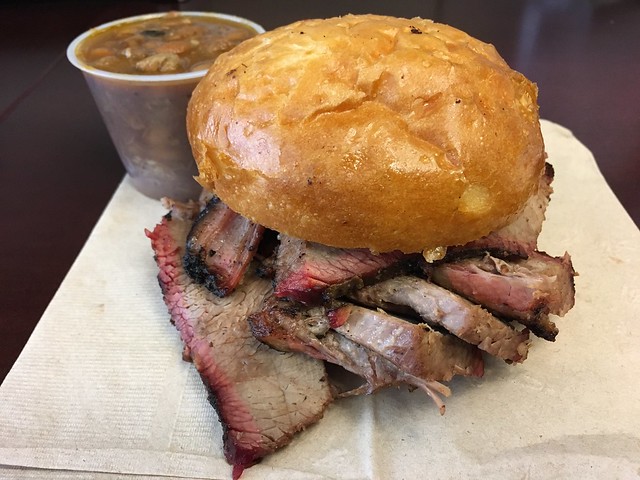 Texas beef brisket sandwich - Memphis Minnie's
