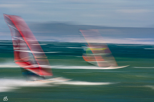 france lebrusc sixfourslesplages mer mouvement plancheavoile sportloisir filé movement speed windsurf sea