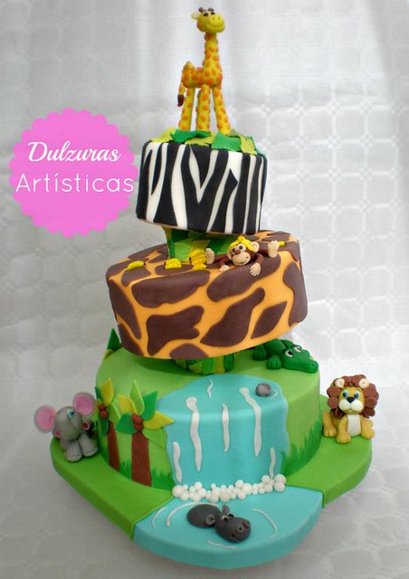 Cake by Dulzuras Artísticas