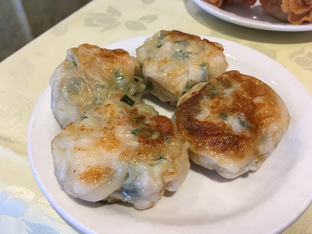 Garlic Chives Steamed Rice Cake–Teochew Ku Chai Kuih (潮州韭菜粿） | GUAI SHU SHU
