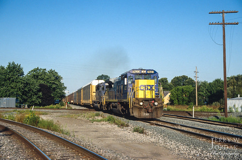 7623 relaybox linepole autorack c408 diamind trainq276 csxt freightcar unittrain train greenwich ohio unitedstates us