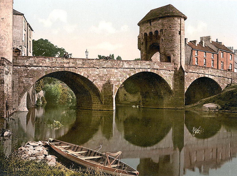Bridge over the Monnow, Monmouth