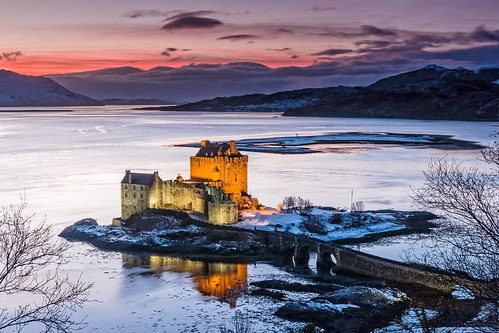 2015 alsh castle dornie duich eileandonan loch scotland snow twighlight winter highland reflections unitedkingdom