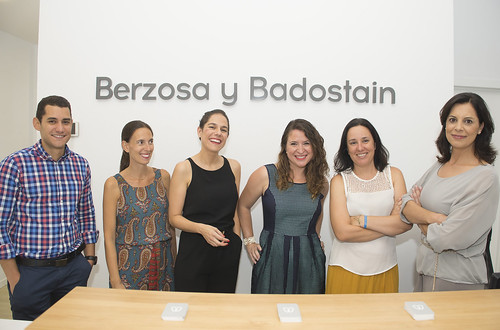 La Clínica Dental Berzosa y Badostain abre sus puertas en Dos Hermanas