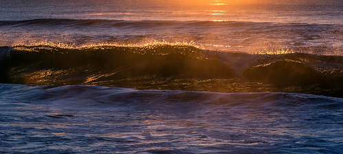 pentax k1 smcpentaxdfa100mmf28macroltd waves surf breakers sea ocean dawn sunrise backlight haywardsbeach