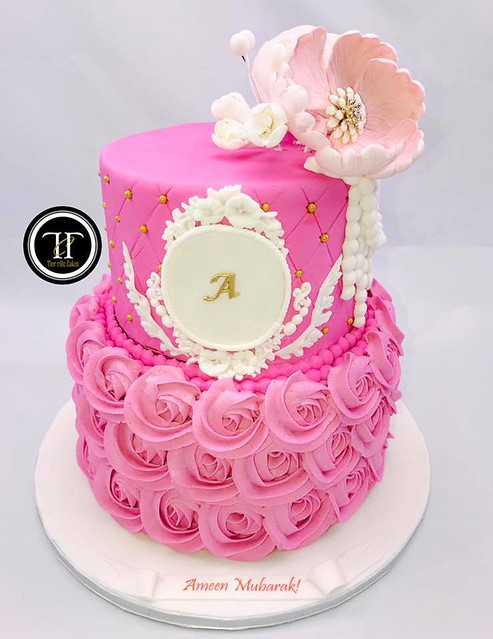 Cake by Tier-rific Cakes