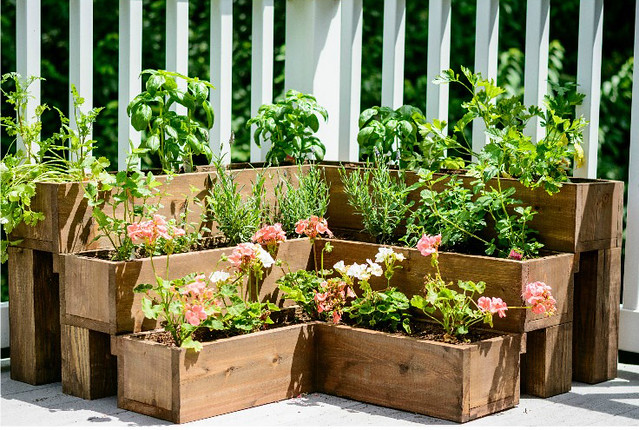 DIY Corner Planters Perfect For Small Gardens