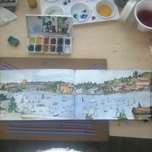 Hopefully a better picture of #boats in #lakeunion on a sunny day in #seattle #uskseattle #panoramicview #urbansketchers #watercolors