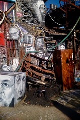 Regard de thierry Ehrmann, auteur de la Demeure du Chaos / Abode of Chaos - Photo of Dardilly